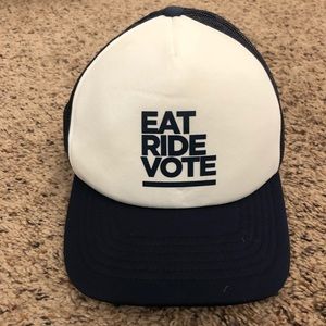 Protect Our Winters, Eat Ride Vote hat
